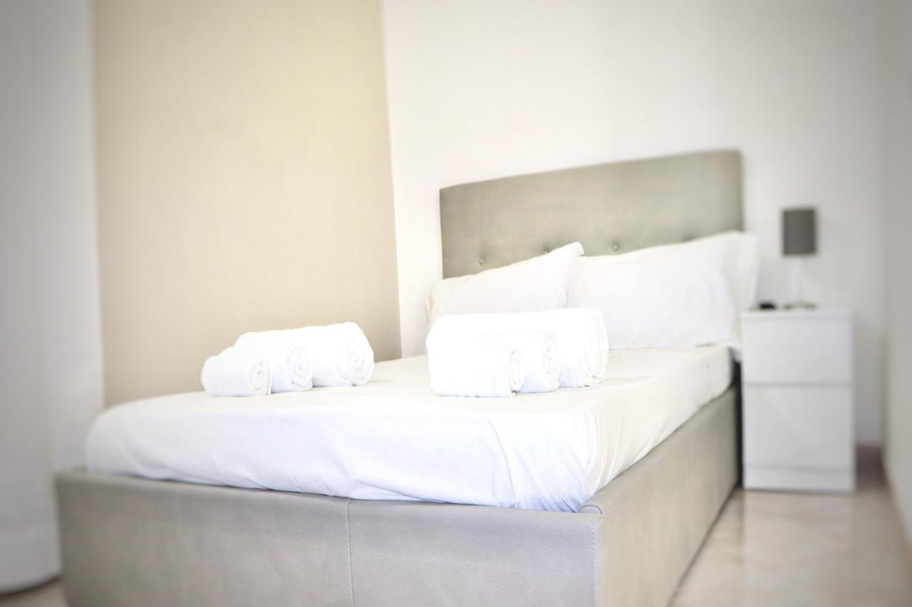 House Relax Centro Di Napoli * Nápoles